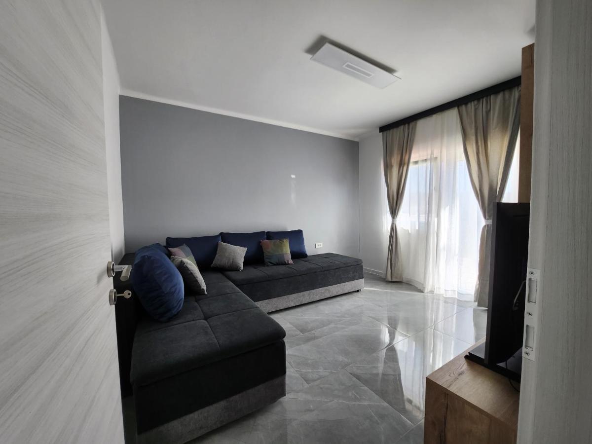Airport Split Appartement Kaštel Štafilić Buitenkant foto